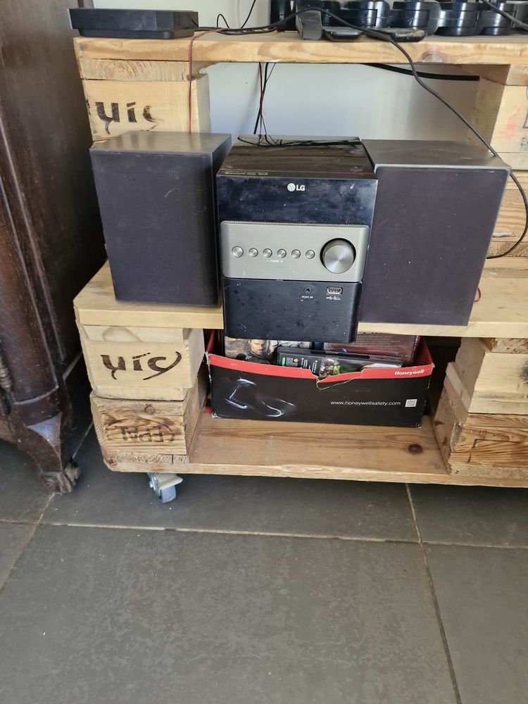 Cha�ne hi-fi LG 60 Crampagna (09)