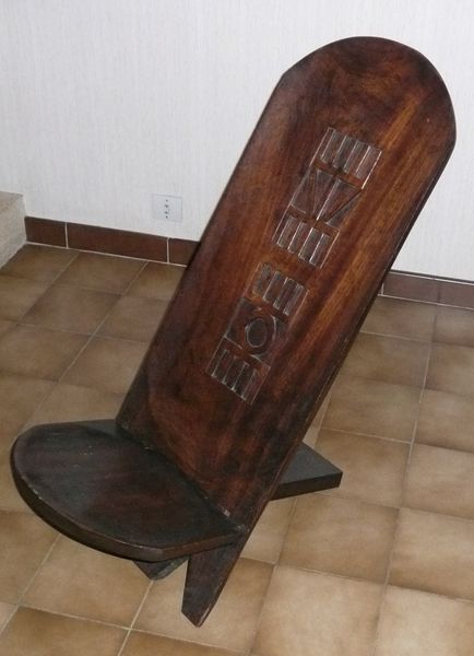 chaise africaine a vendre