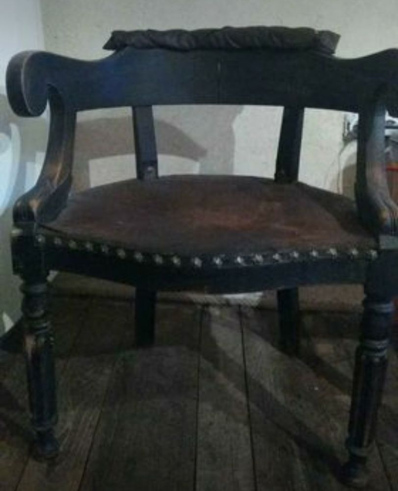 chaise ancienne en tr�s bon �tat 145 Auzits (12)