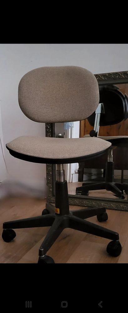 Chaise de bureau  BAD ann�e 60 excellent �tat 80 Paris 15 (75)