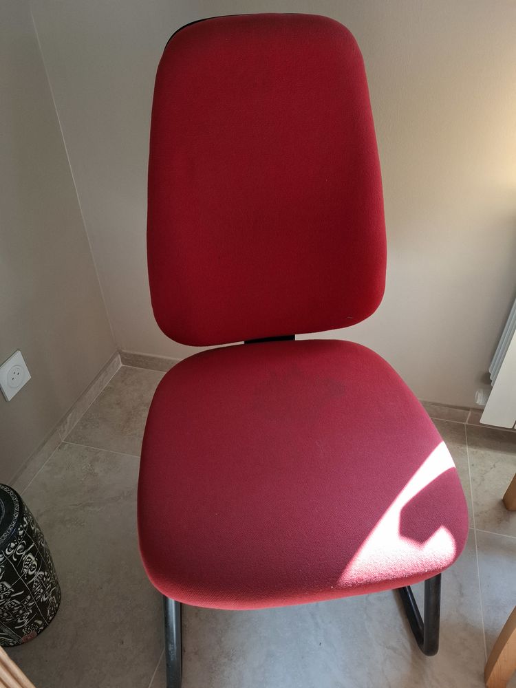 Chaise bureau fixe rev�tement textile 10 Champagne-au-Mont-d'Or (69)