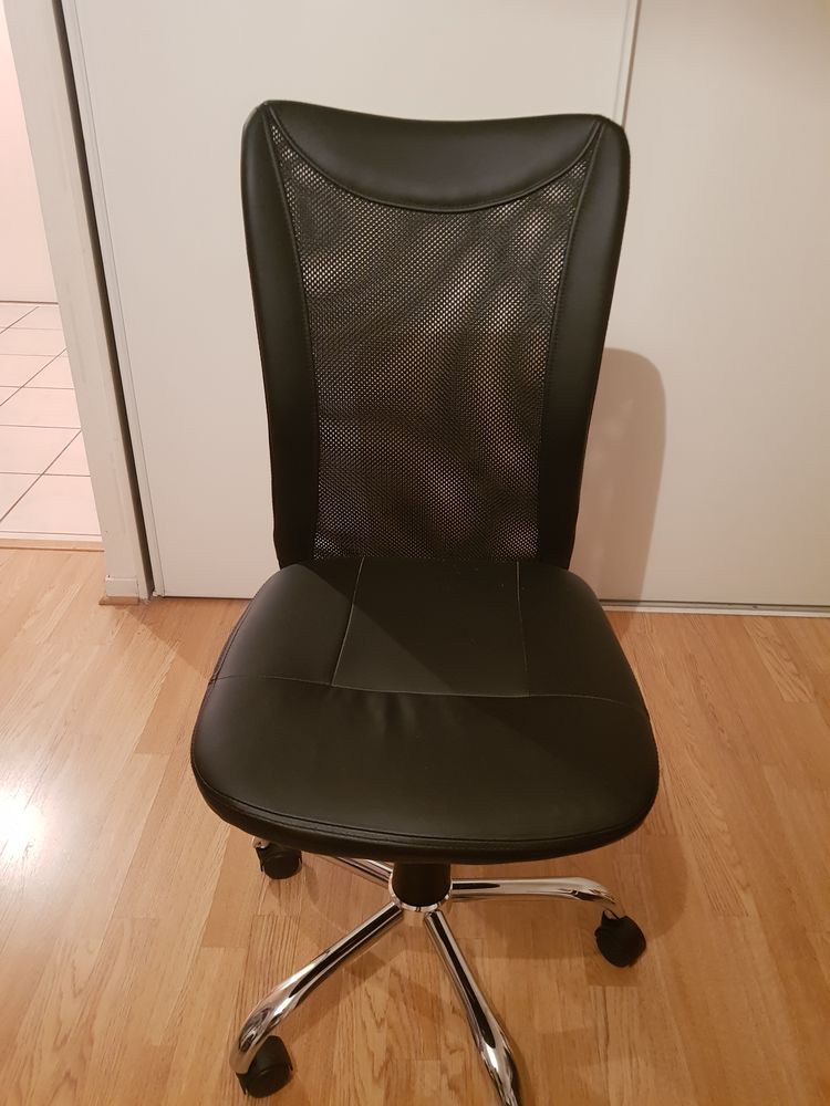 CHAISE DE BUREAU NOIR 30 Villefranche-sur-Sa�ne (69)