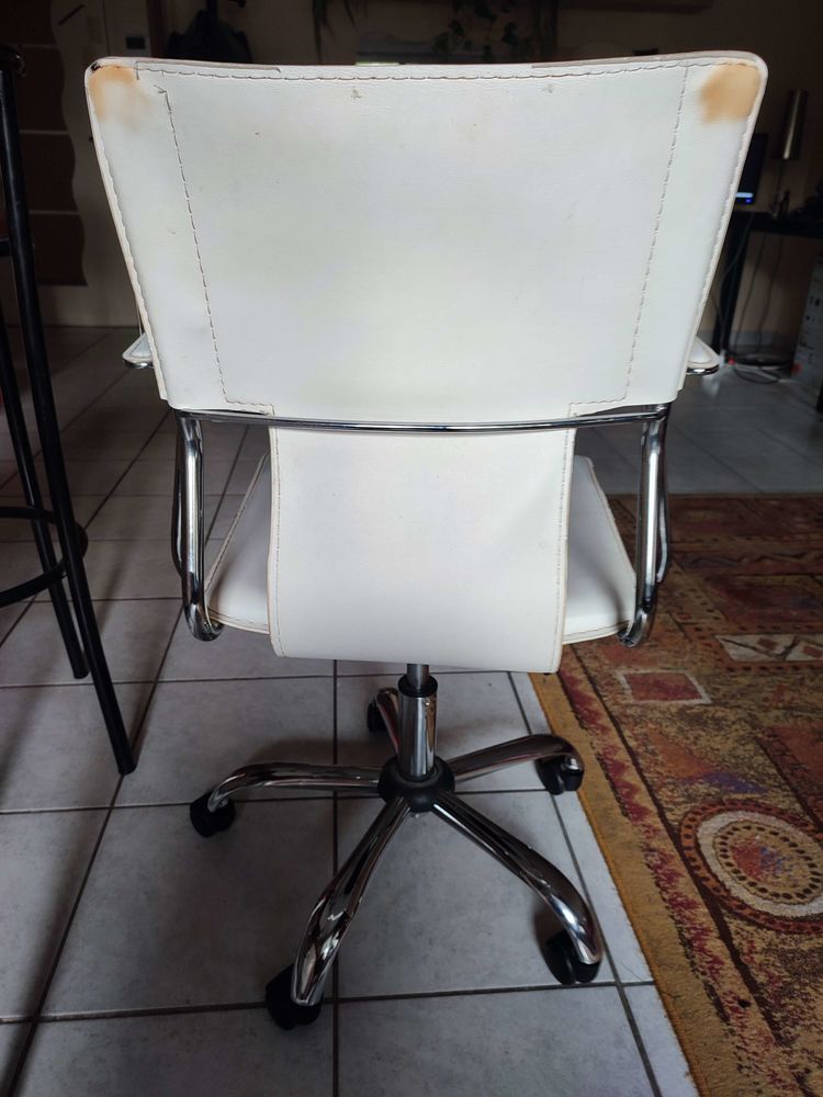 Chaise de bureau � roulette 7 Lyon 3 (69)