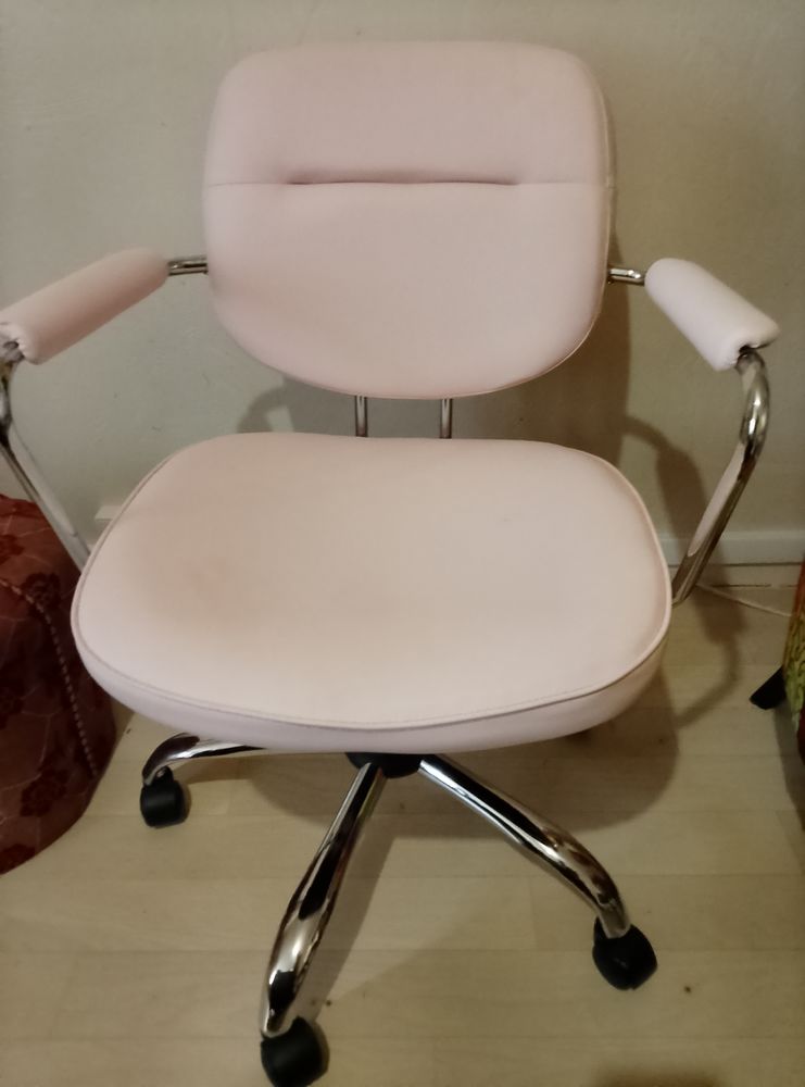 Chaise de bureau sur roulettes 100 Saint-Cyr-l'�cole (78)