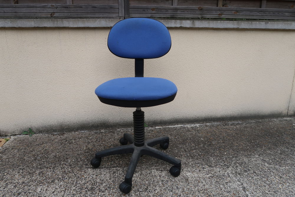 Chaise de bureau 10 Auvers-sur-Oise (95)