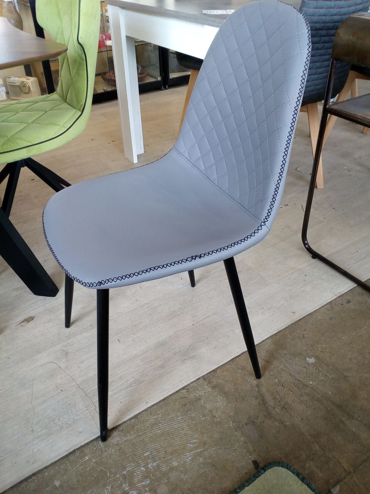 Chaise coque simili cuir gris 95 Toulouse (31)