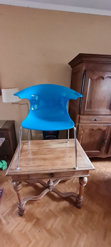 Chaise design 120 Kolbsheim (67)