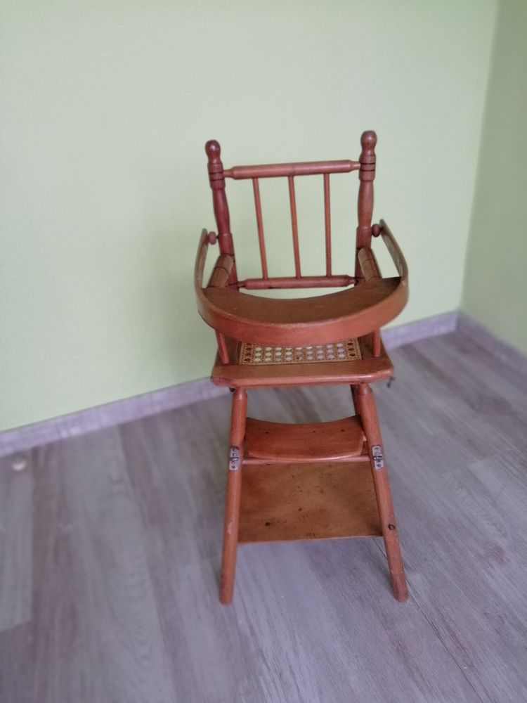 CHAISE ENFANT POUPEE 80 Labastidette (31)