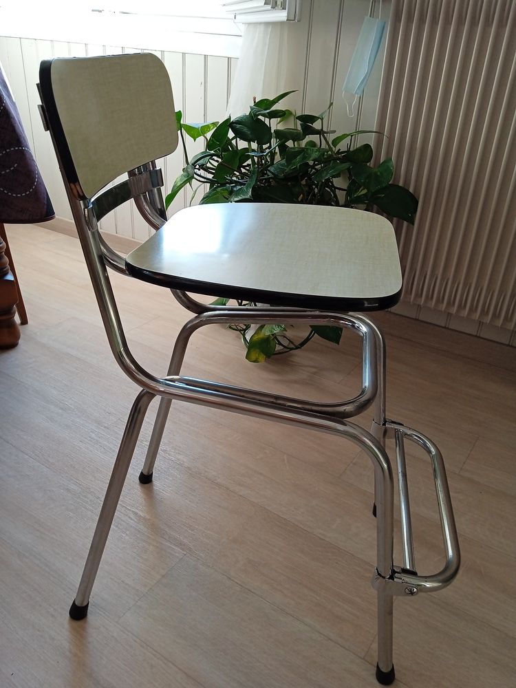 Chaise enfant vintage �volutive formica . 44 Ciss� (86)