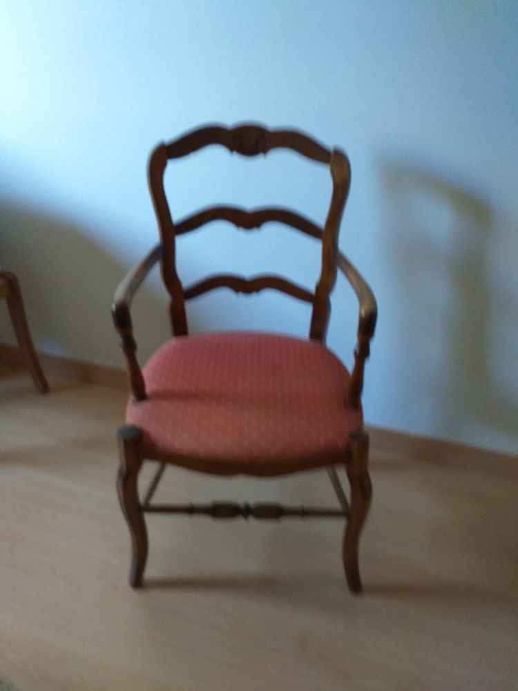 CHAISE FAUTEIL EN NOYER 20 Hy�res (83)