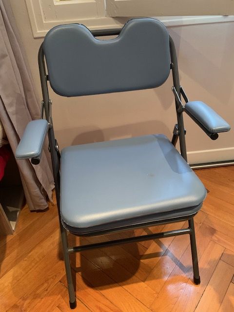 Chaise Garde-Robe Pliante 90 Nice (06)