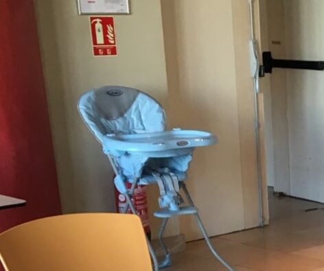 Chaise haute b�b� 25 Lyon 3 (69)