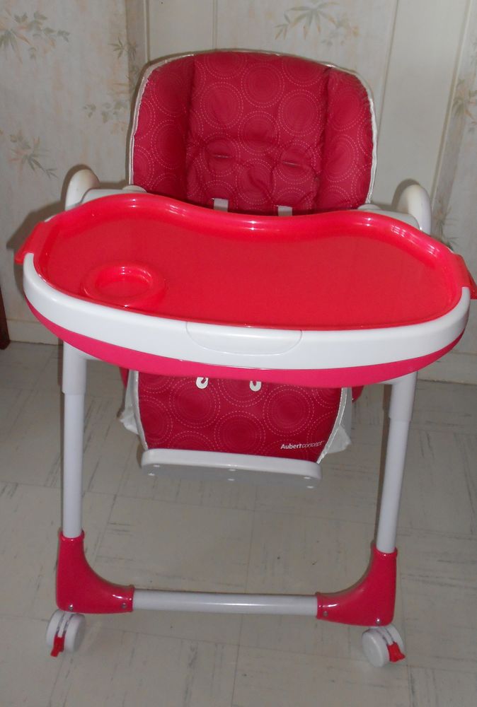 Chaise haute bébé 30 Montigny-le-Bretonneux (78)