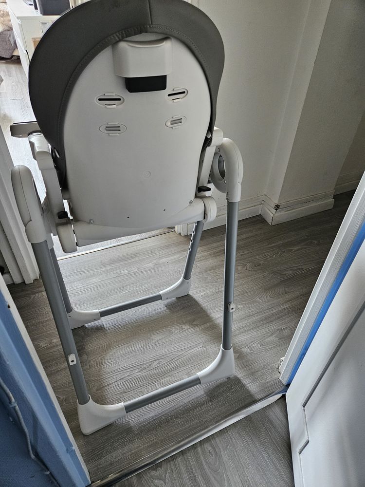 Chaise haute b�b� 149 Domont (95)