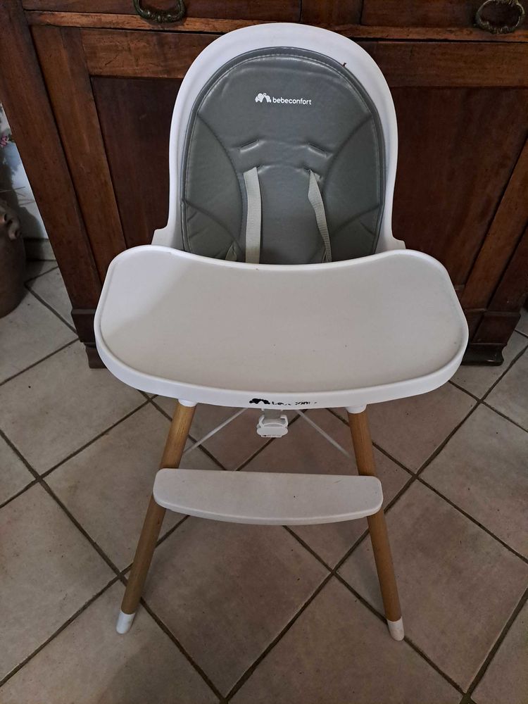 chaise haute b�b� 25 �pineuse (60)