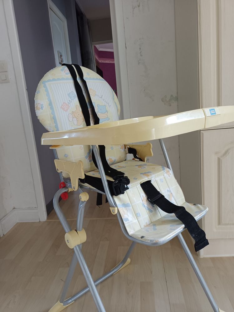 Chaise haute de b�b� 35 Ervy-le-Ch�tel (10)