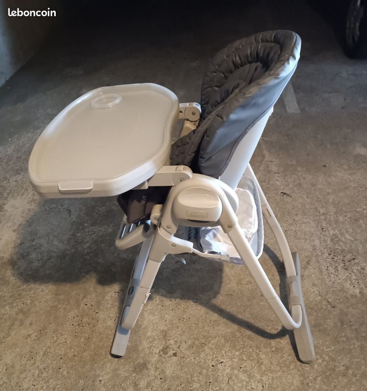 Chaise haute et lit b�b� 80 Dax (40)