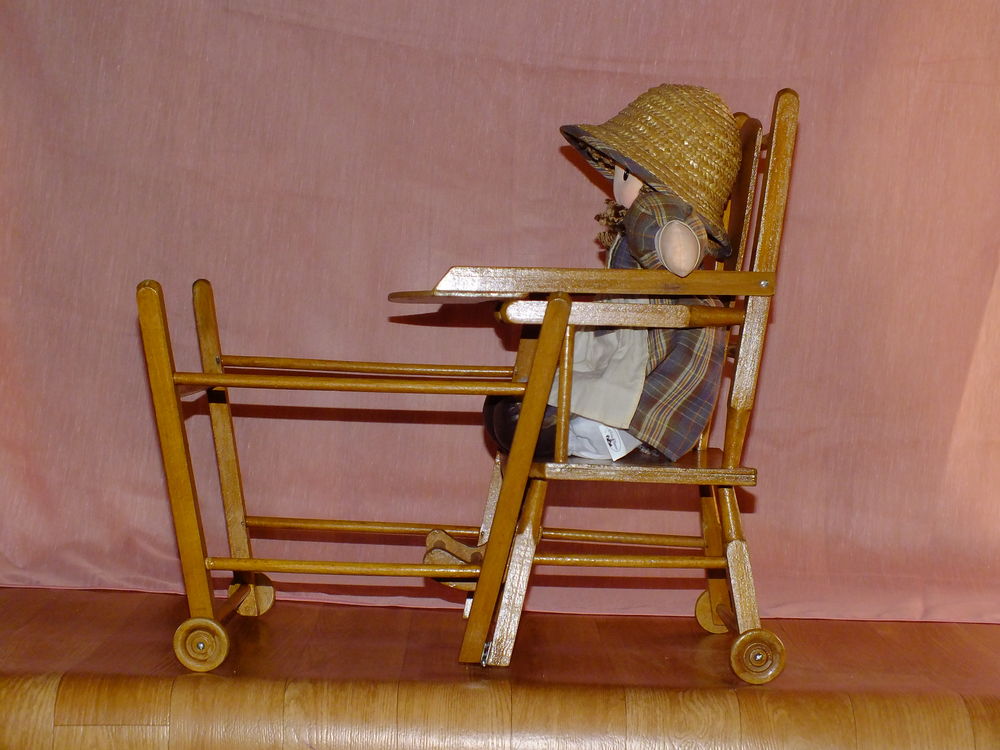 chaise haute de poup�e 25 Soulaines-Dhuys (10)