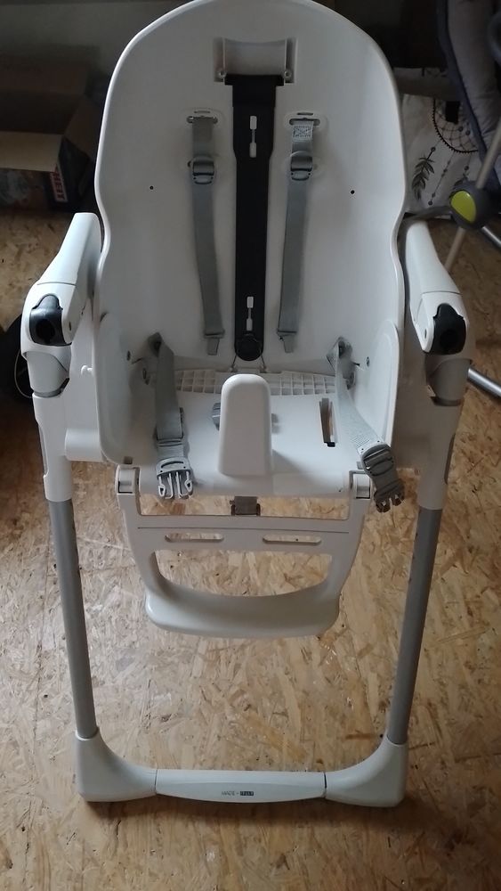 Chaise haute 10 Dampierre-sur-Salon (70)