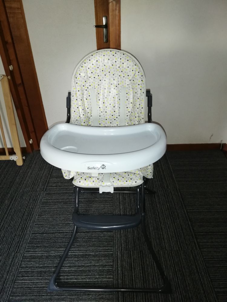 CHAISE HAUTE 15 Pessac (33)