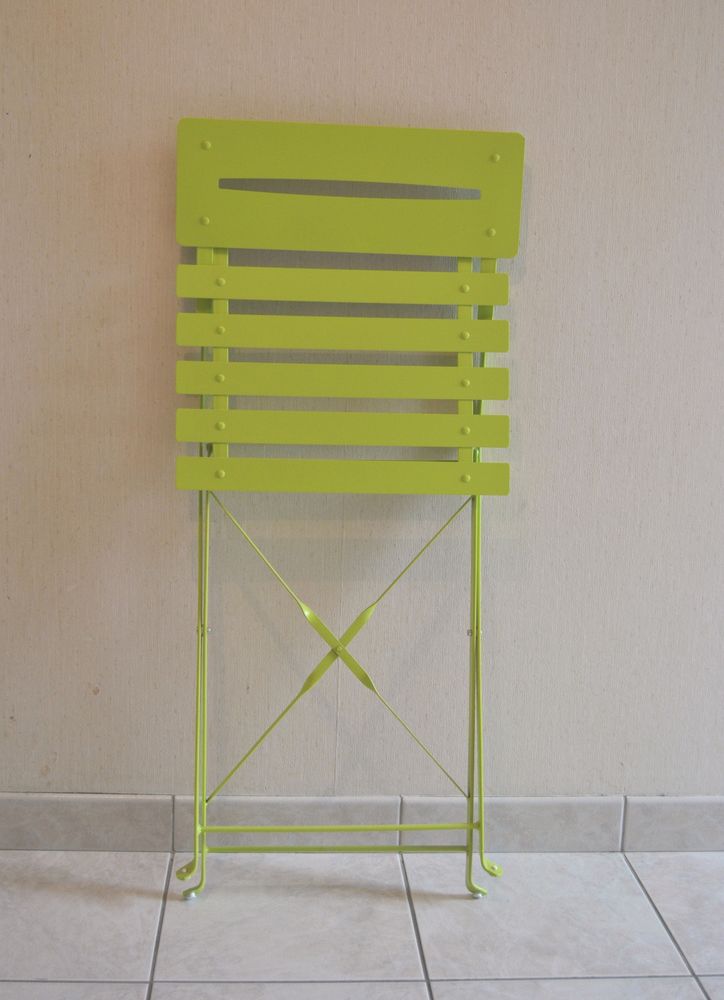 Chaise de jardin 25 Saint-Lambert-du-Lattay (49)