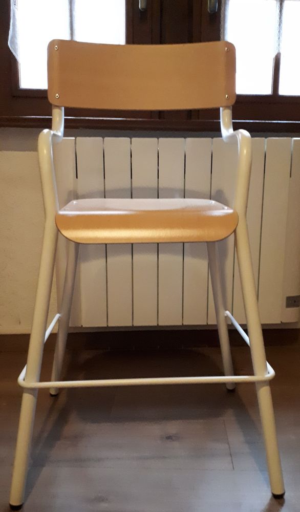 Chaise junior   WESCO   50 Colmar (68)