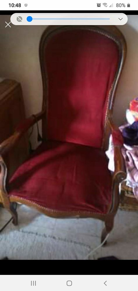 Chaise Louis 14 
En tr�s bon �tat 150 Apt (84)