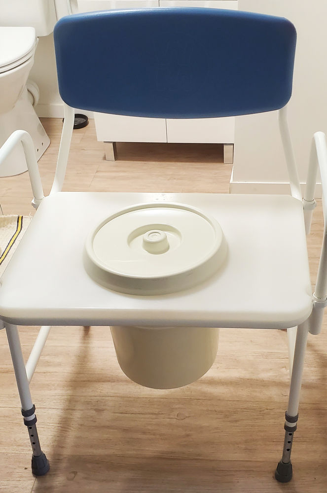 Chaise perc�e Montauban XXL 130 Saint-Roch (37)