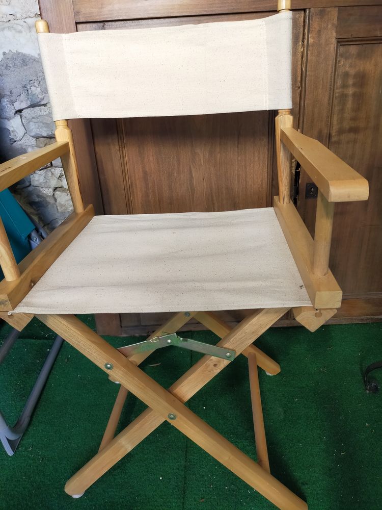 Chaise pliante neuve 30 Cheny (89)