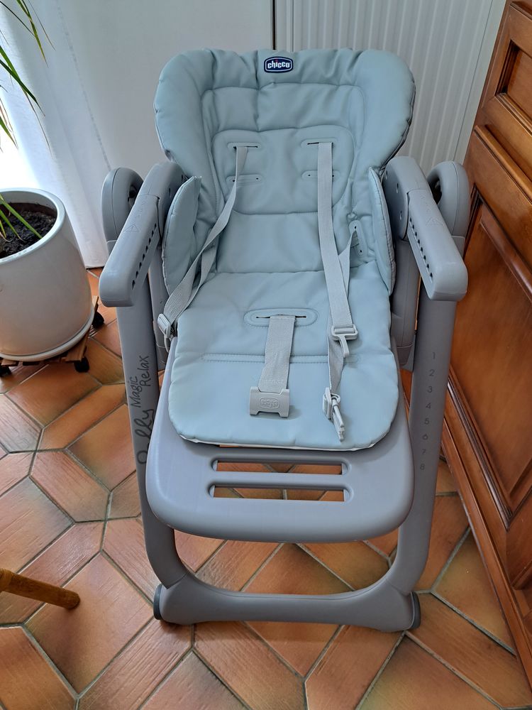 chaise polly pocket chicco 30 Jouy-le-Moutier (95)