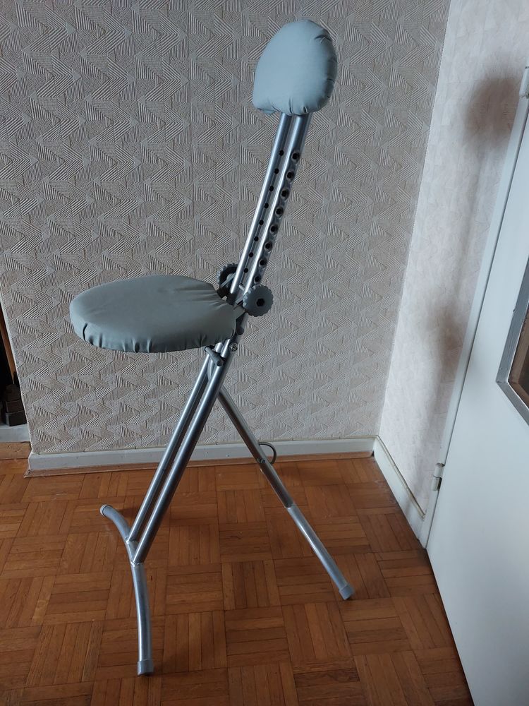 Chaise de repassage pliable 15 Caluire-et-Cuire (69)