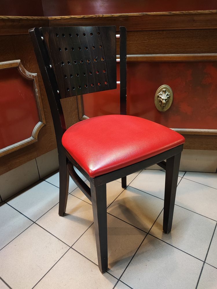 Chaise de restaurant 30 Le Perray-en-Yvelines (78)