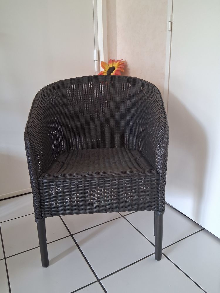 CHAISE EN ROTIN 8 Saint-�tienne (42)