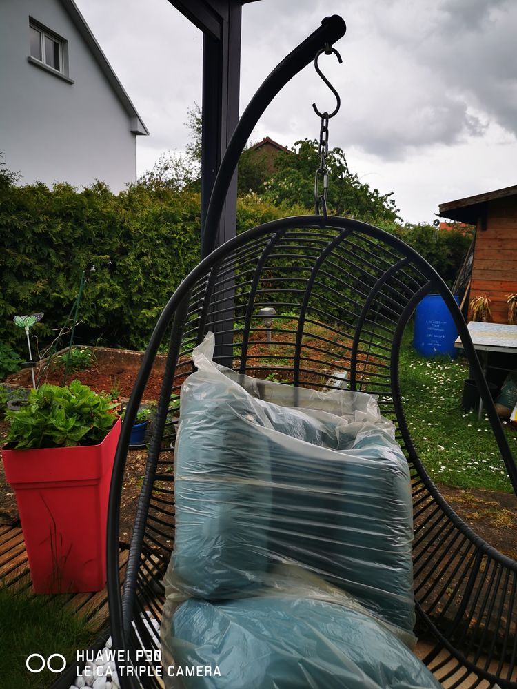 Chaise suspendu 120 Mondelange (57)