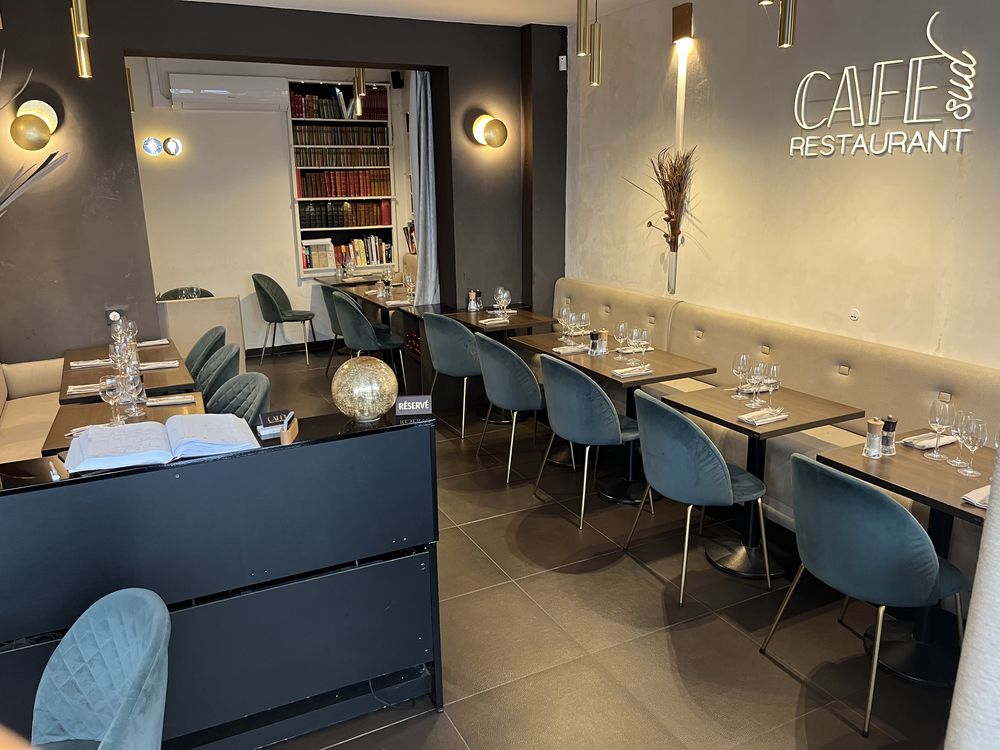 Chaise de table 15 Paris 8 (75)