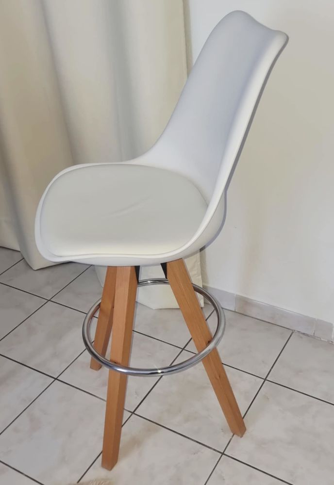 CHAISE TABOURET 30 La Garde (83)