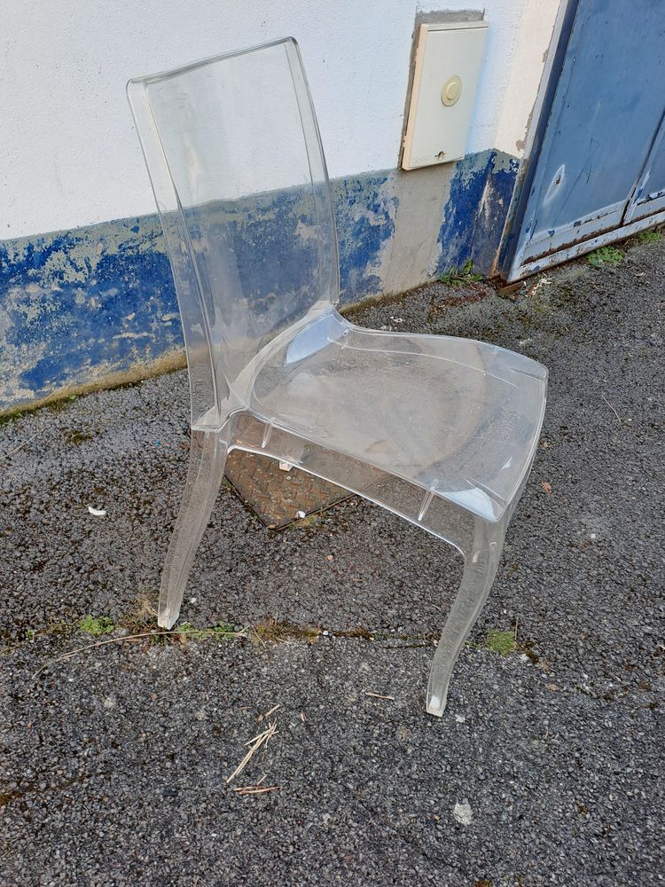 CHAISE TRANSPARENTE 25 Beauvais (60)