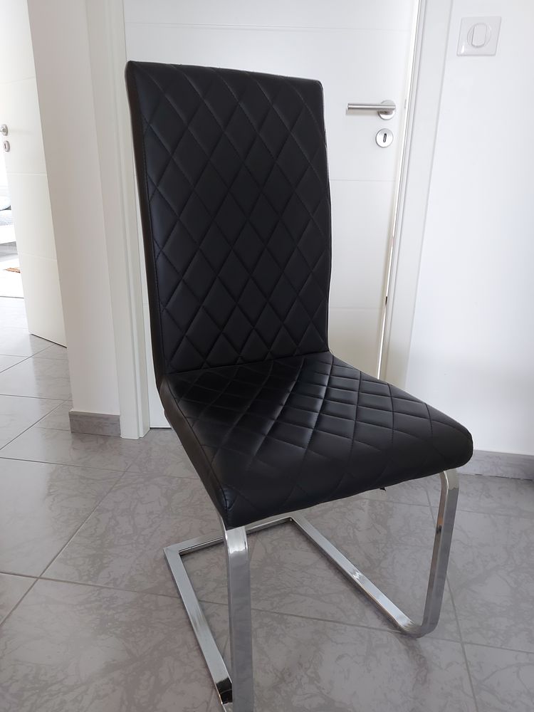 Chaise en tr�s bon �tat 200 Pont-�-Mousson (54)