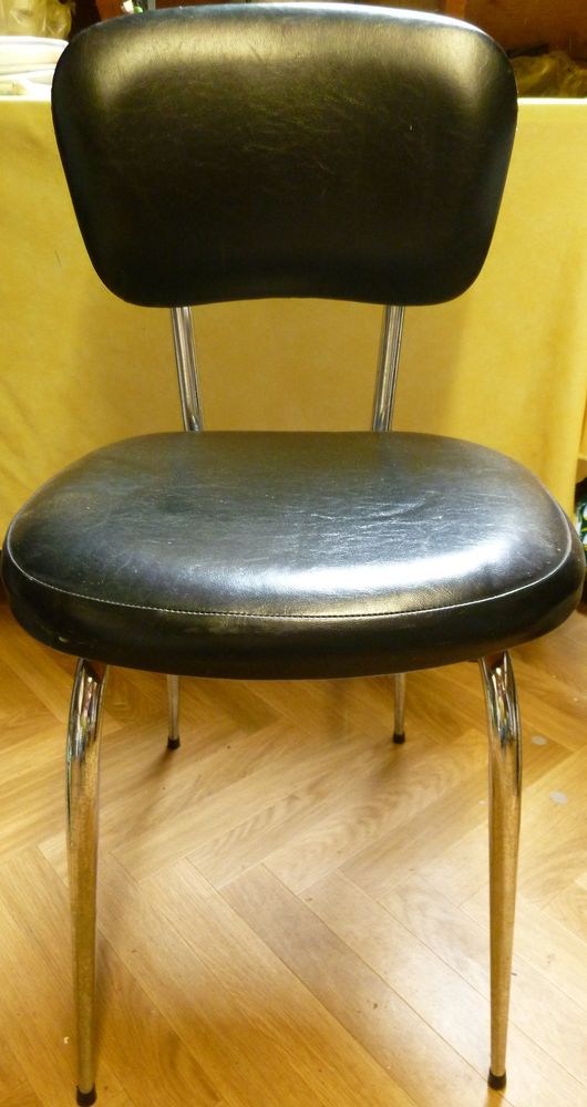 CHAISE vintage,  simuli cuir noir 20 Morlaix (29)