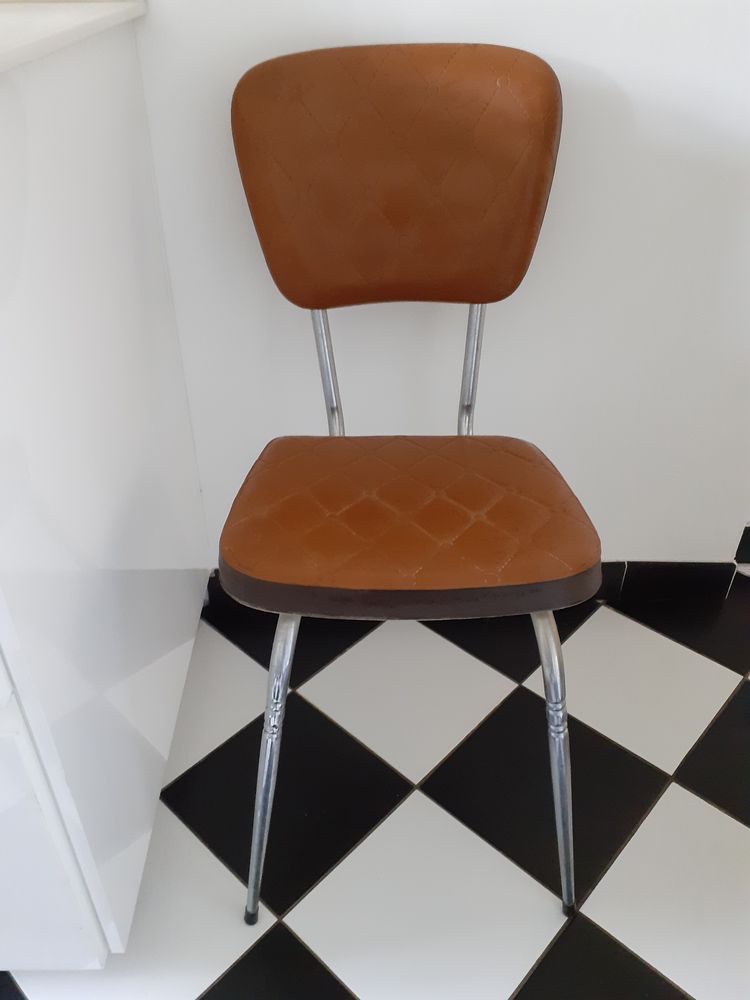 Chaise vintage 35 Castres (81)