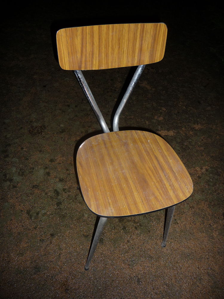 Chaise 4 Saint-Quentin-sur-Nohain (58)