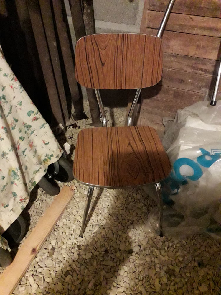 Chaise 30 Laroche-Saint-Cydroine (89)