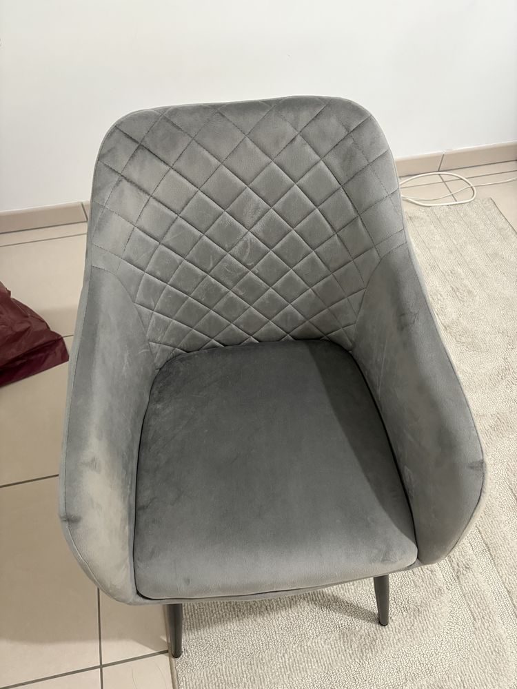 Chaise 20 Bordeaux (33)