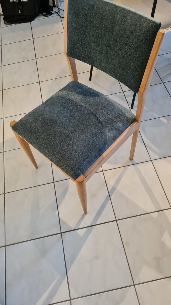Chaise 0 �lancourt (78)