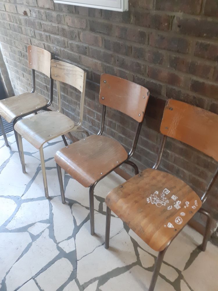 Chaises anciennes d'�cole 15 Athis-Mons (91)