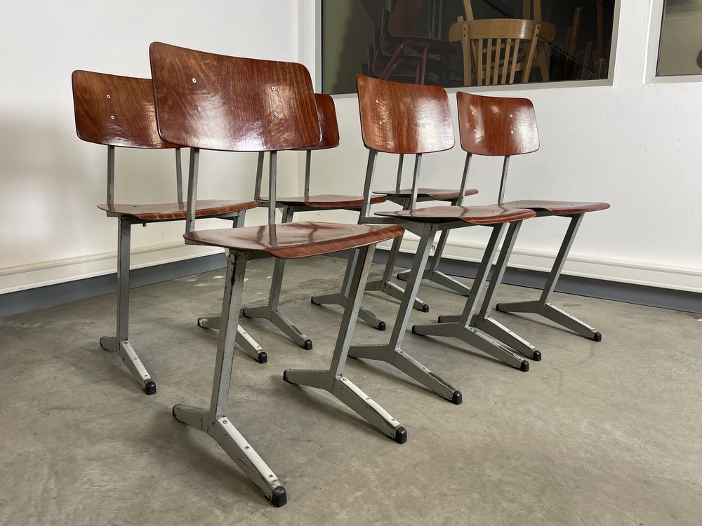 Lot de 6 chaises d'atelier industrielles Galvanitas bois Pay 720 Lorient (56)