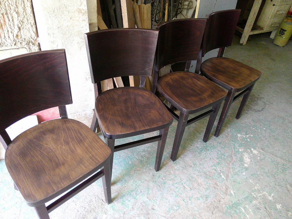 10 chaises de bistrot anciennes 35 Lingolsheim (67)