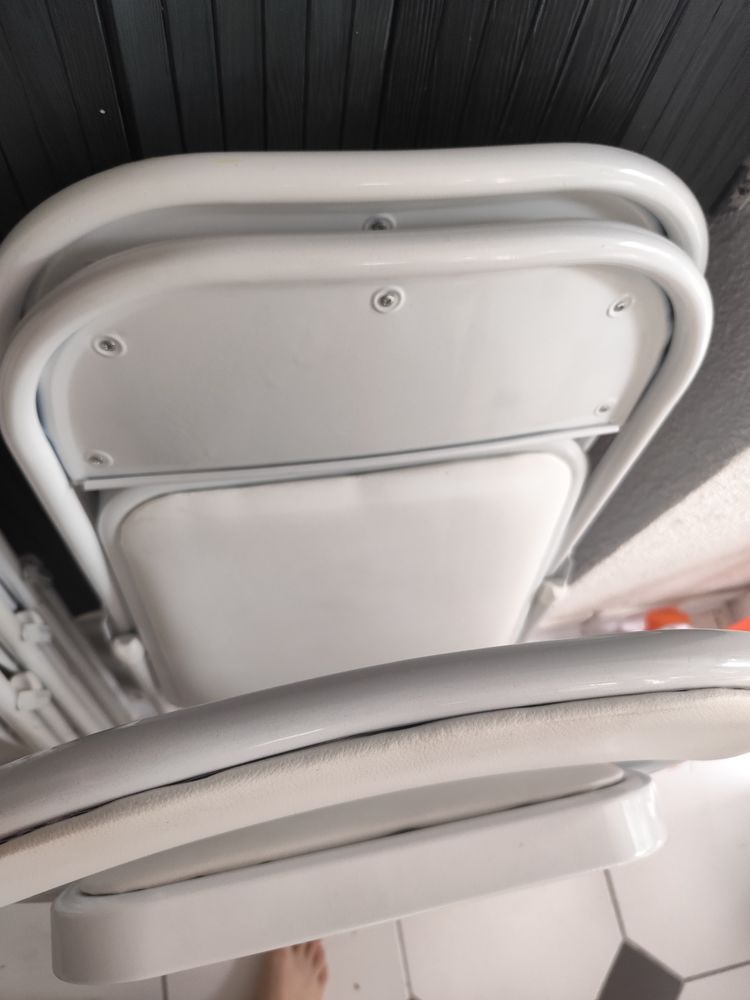 Chaises blanches quotidien ou �v�nement 120 Villiers-le-Bel (95)