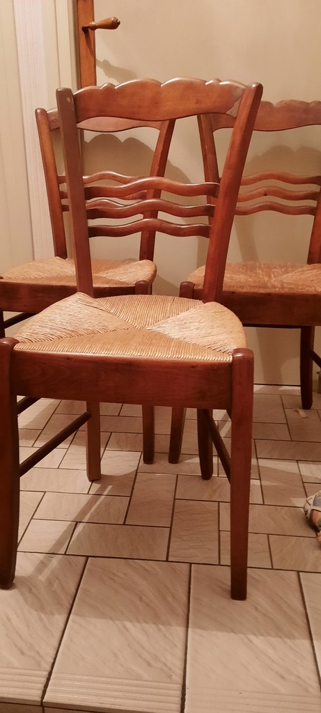  Chaises en bois assise paille 20 Sayat (63)
