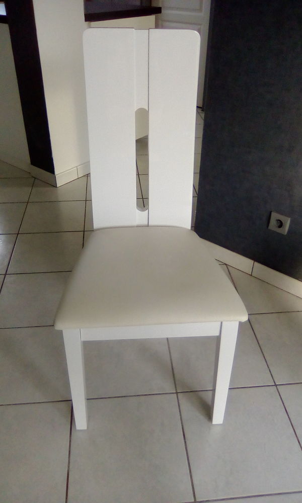 Chaises bois laqu�es blanc (4) 100 Gujan-Mestras (33)